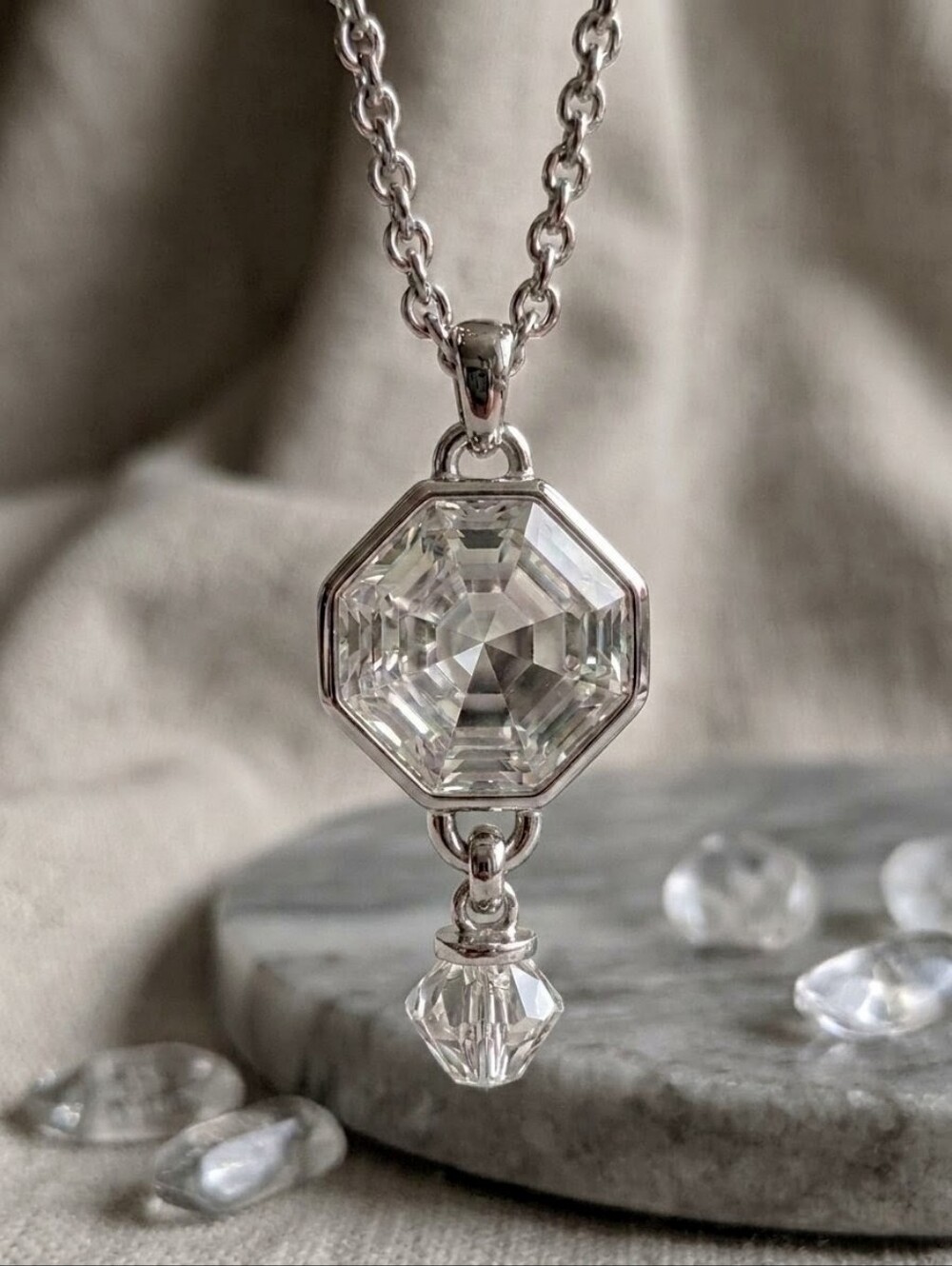 Swarovski Asscher Cut Crystal Vintage Style Statement Necklace Silver Overlay